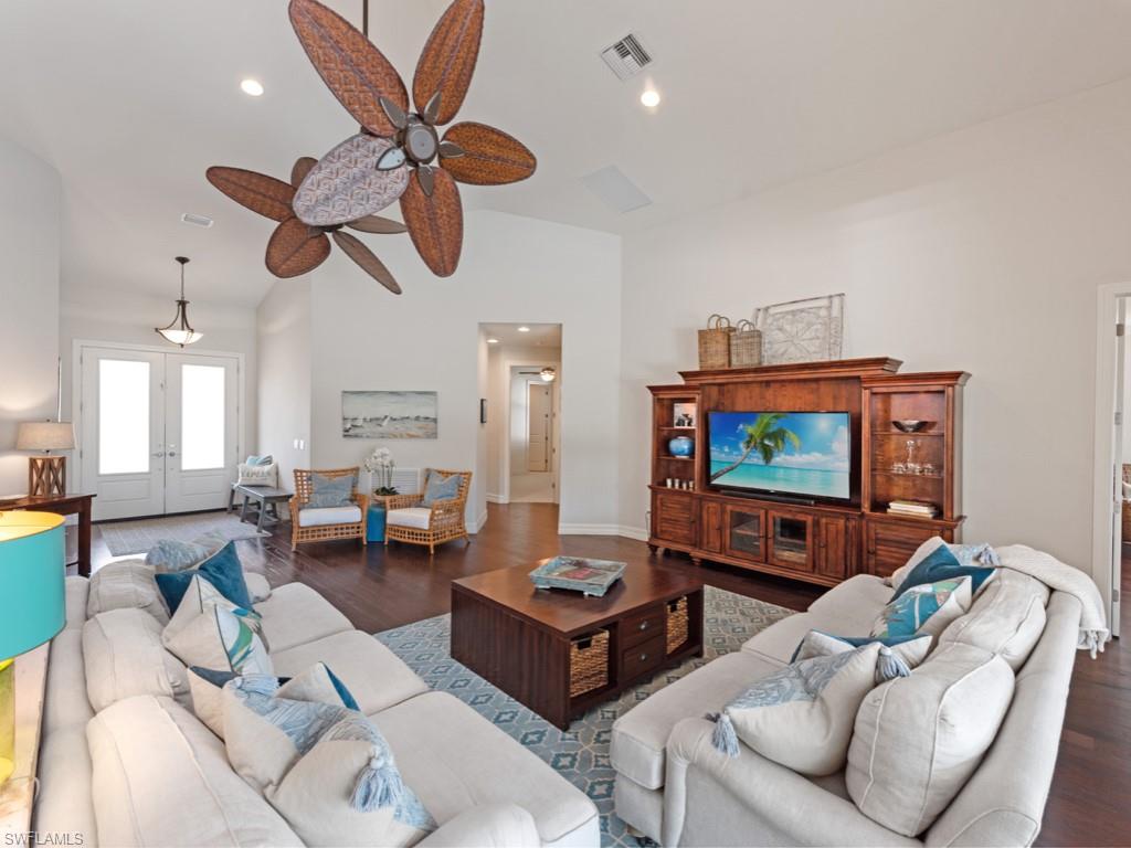 GOLDEN SHORES - Residential