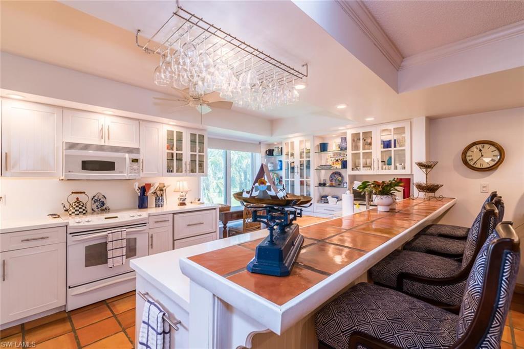 WILDERNESS COUNTRY CLUB - Residential