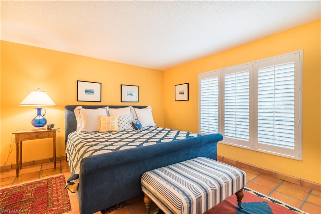 WILDERNESS COUNTRY CLUB - Residential