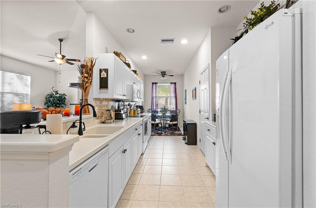 LIRON PLACE - Residential