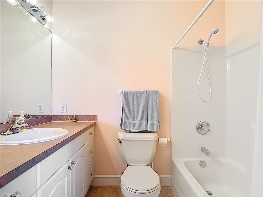 SPANISH GARDENS - Residential