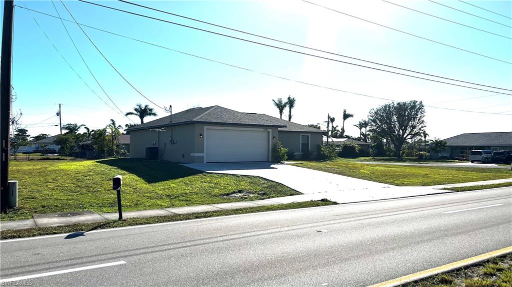CAPE CORAL - Residential