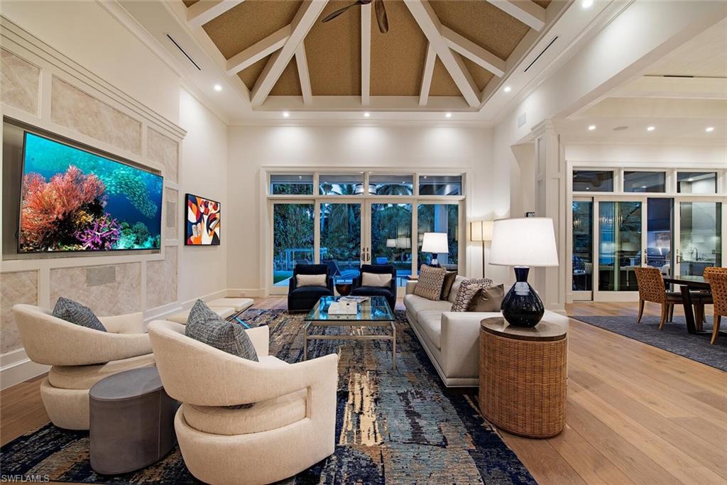 AQUALANE SHORES - Residential