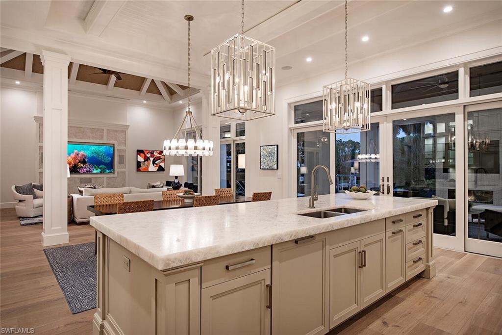 AQUALANE SHORES - Residential