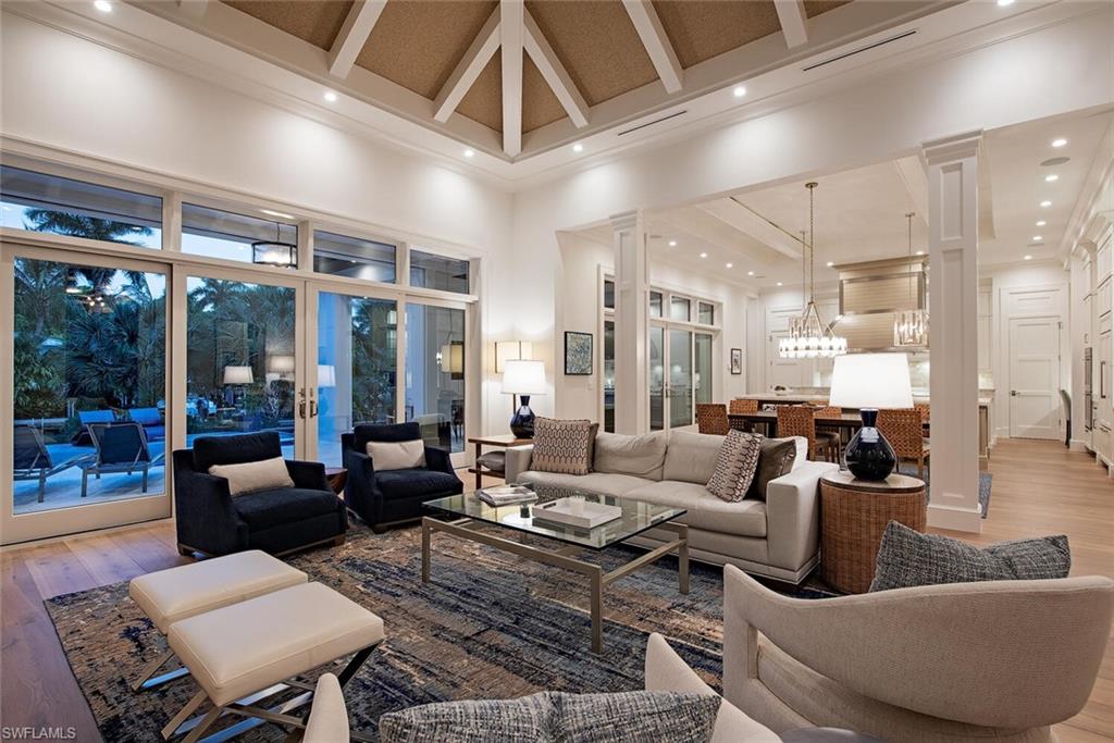 AQUALANE SHORES - Residential