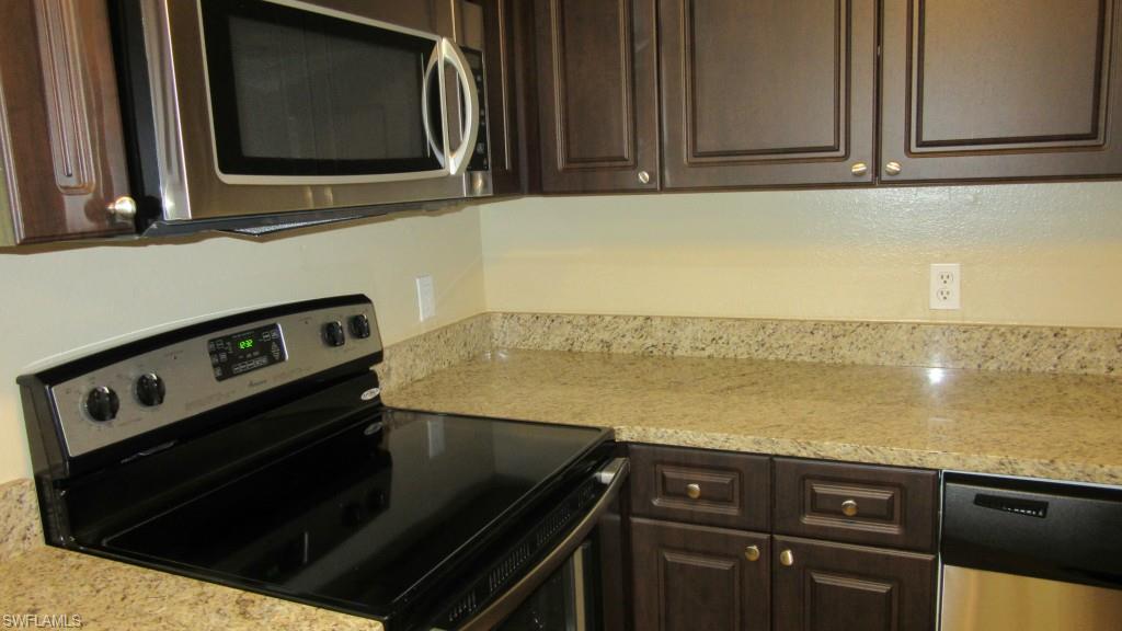 SAN CARLOS PARK - Residential