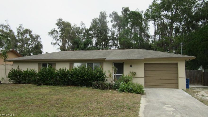 2 BED 2 BATH TOTALLY REMODELED CBS HOUSE IN DESIRABLE SAN CARLOS PARK. BRAND NEW KITCHEN WITH GRANITE COUNTER TOPS, ALL NEW TILE ALL ROOMS, FRESHLY PAINTED IN AND OUT. A MUST SEE