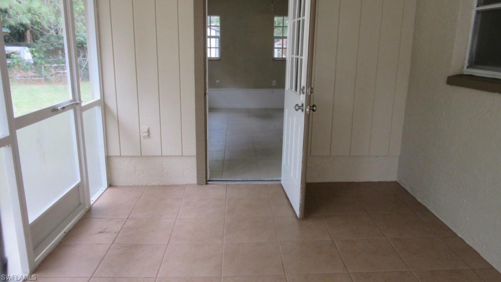 SAN CARLOS PARK - Residential