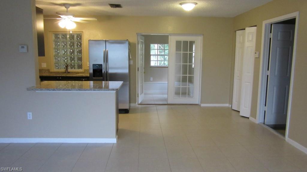 SAN CARLOS PARK - Residential