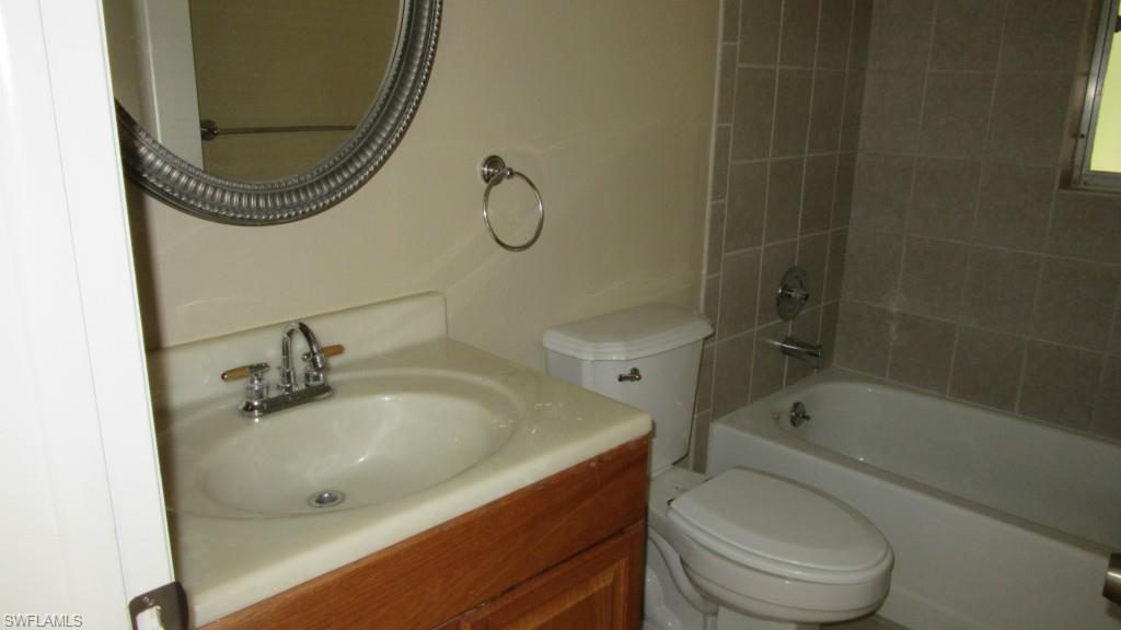 SAN CARLOS PARK - Residential