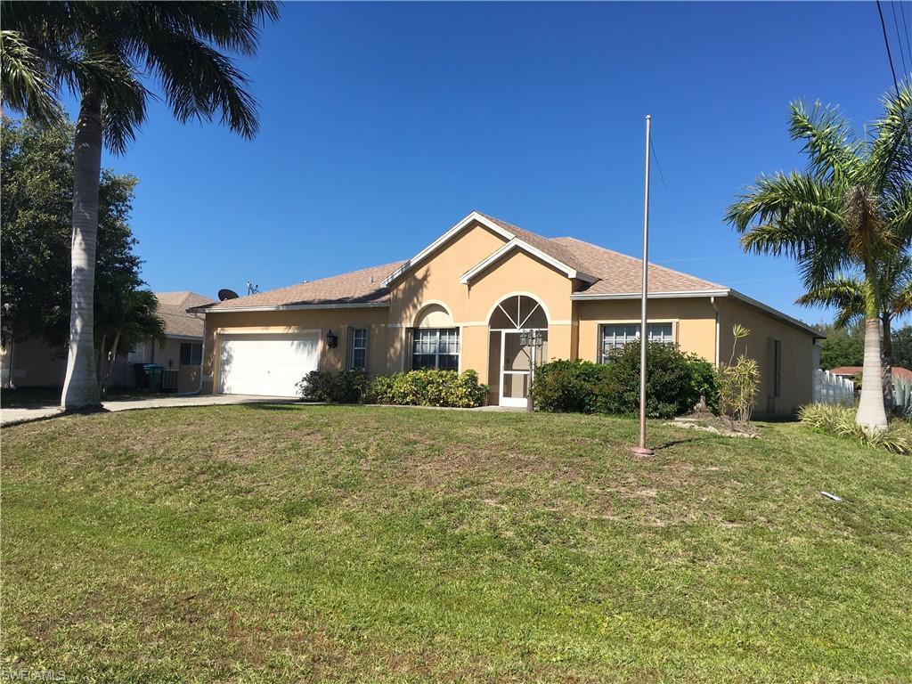 CAPE CORAL - Residential