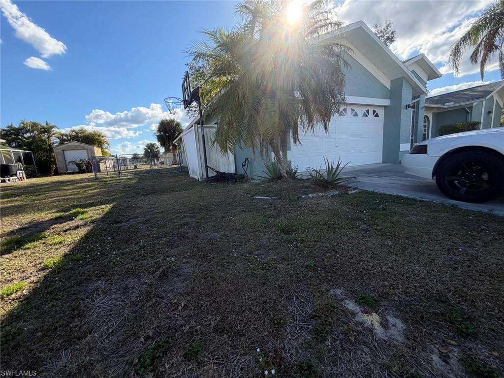 LEHIGH ACRES - Residential