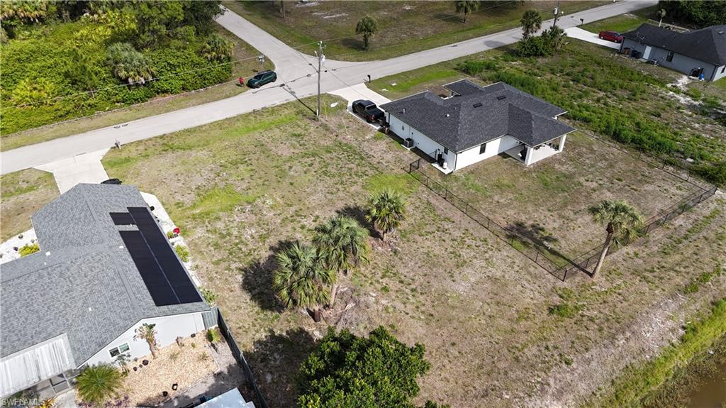 FORT MYERS - Land
