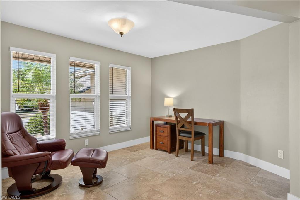 EAST ROCKS - Residential