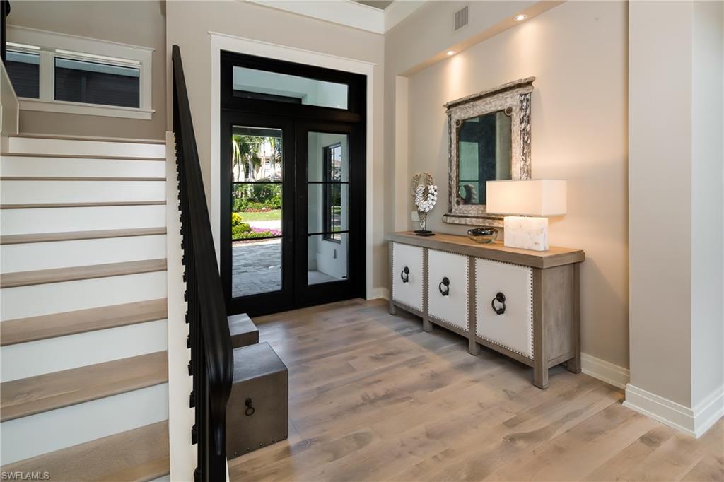 MOORINGS - Residential