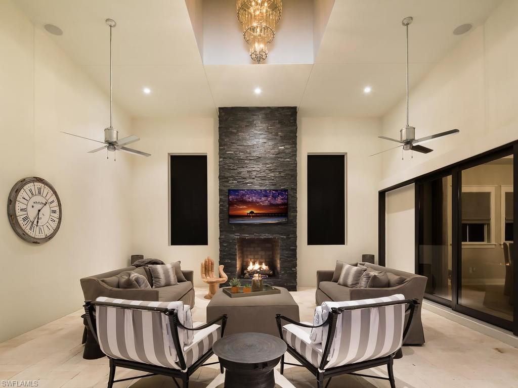 MOORINGS - Residential