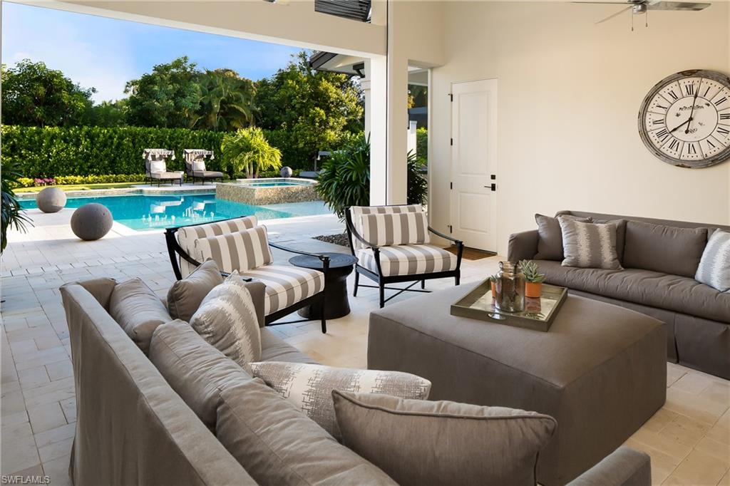 MOORINGS - Residential