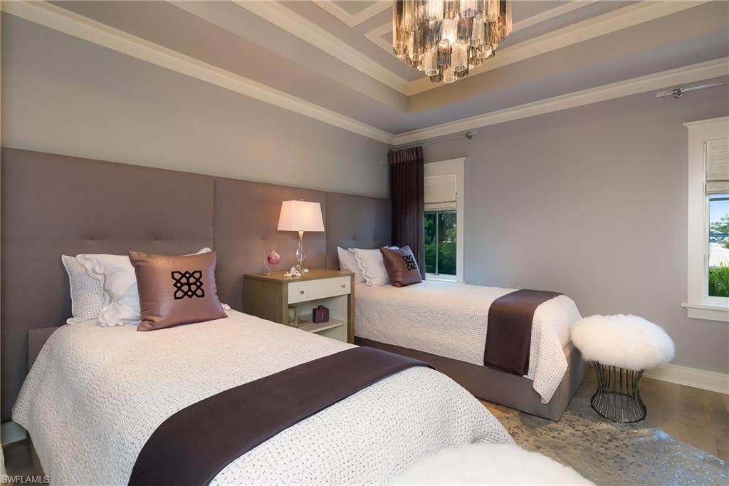 MOORINGS - Residential