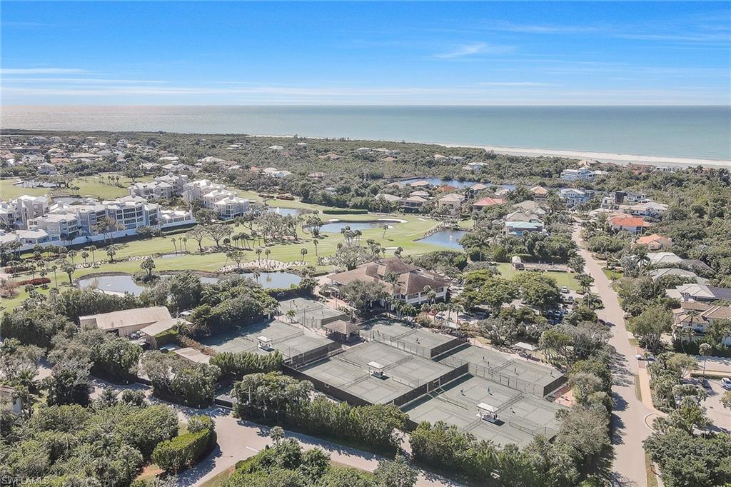 HIDEAWAY BEACH - Land