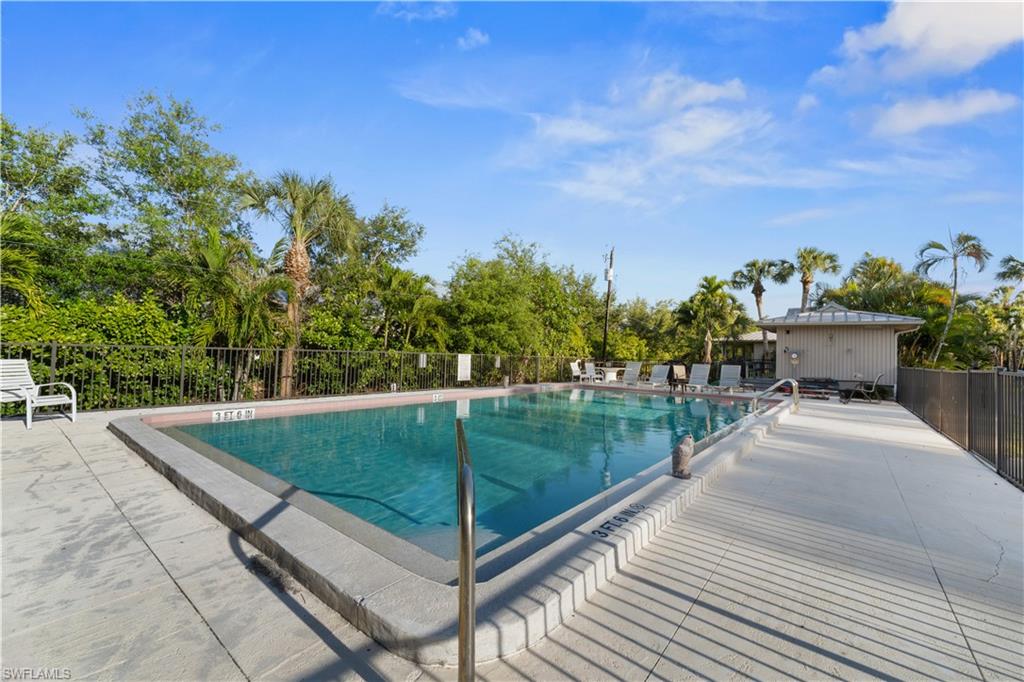 HENDERSON CREEK VILLAGE - Residential