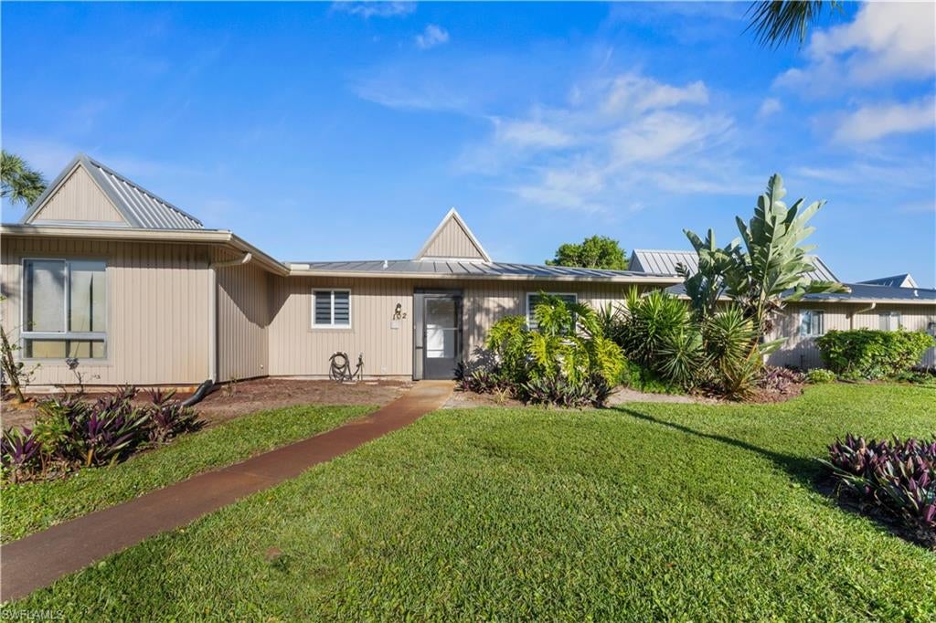 HENDERSON CREEK VILLAGE - Residential