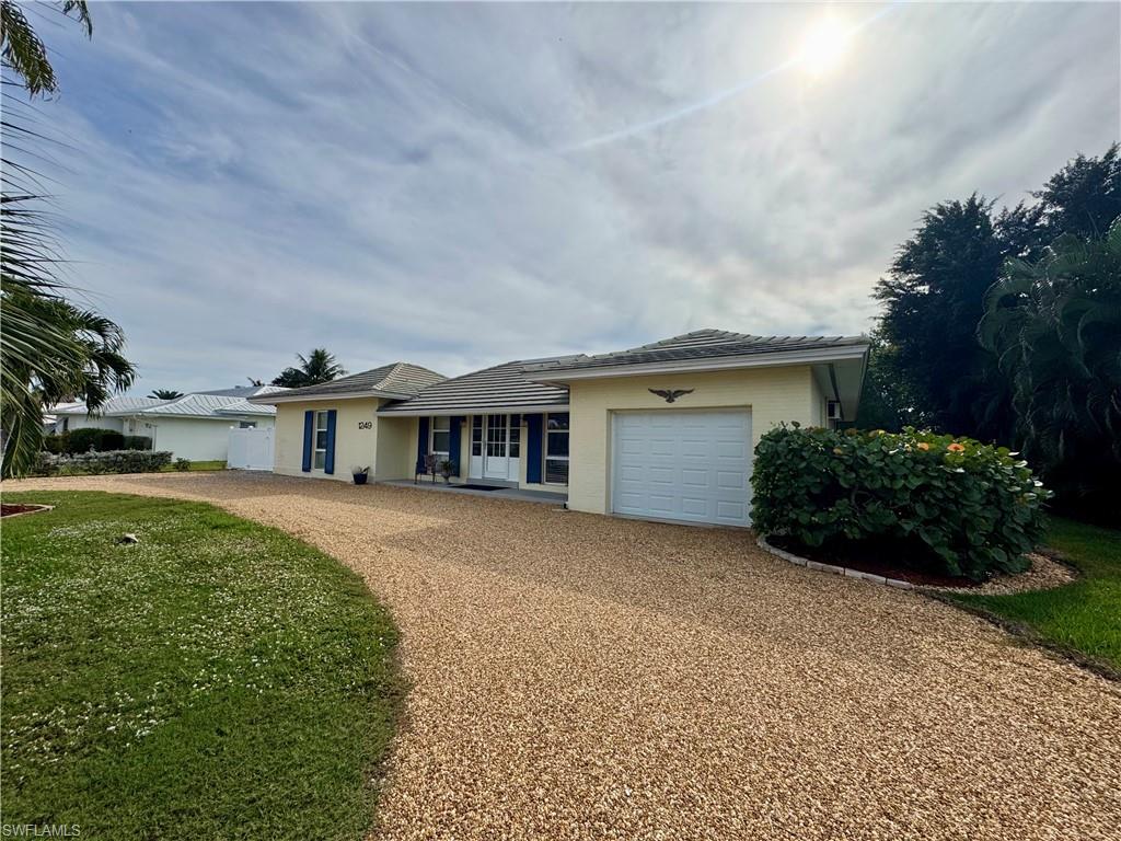 MARCO BEACH - Residential Lease