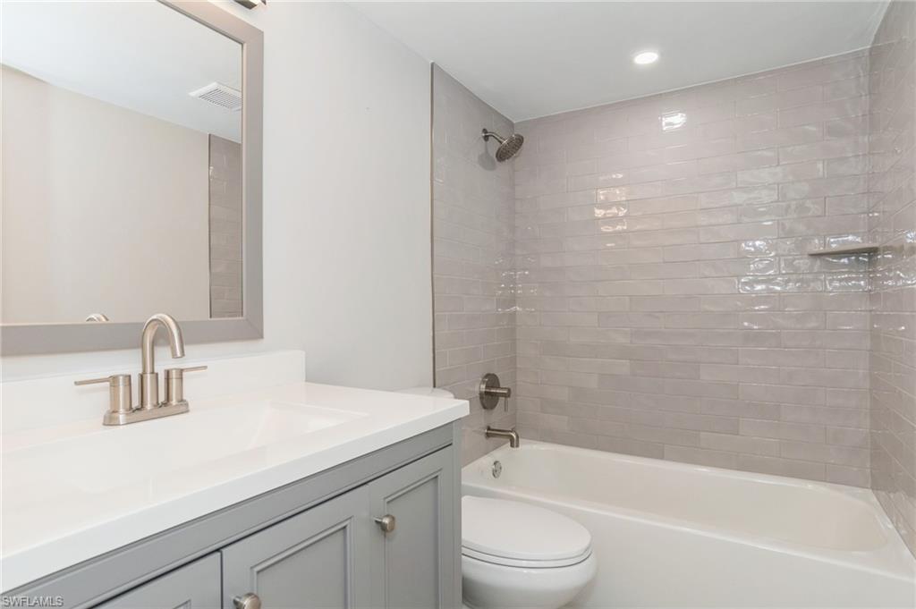 HARBOR LAKES OF NAPLES - Residential