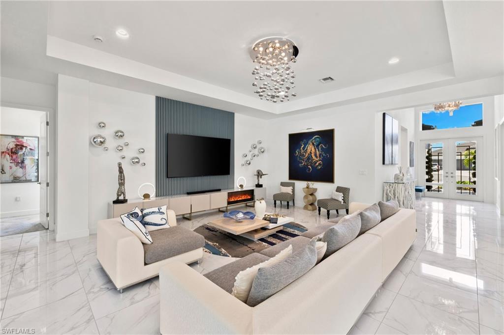 VALENCIA TRAILS - Residential