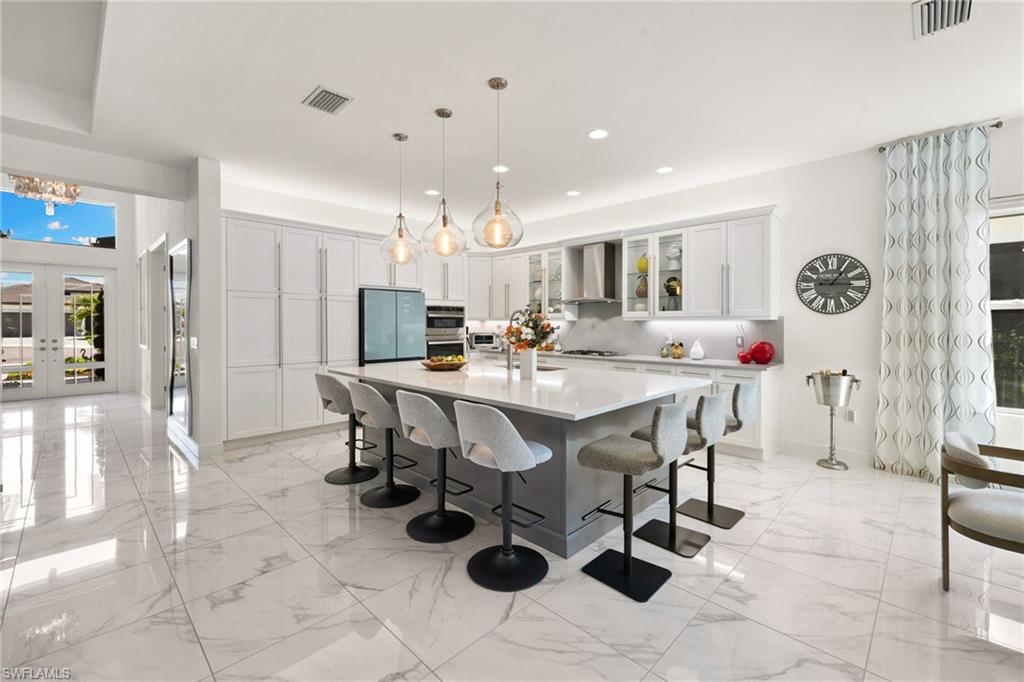 VALENCIA TRAILS - Residential