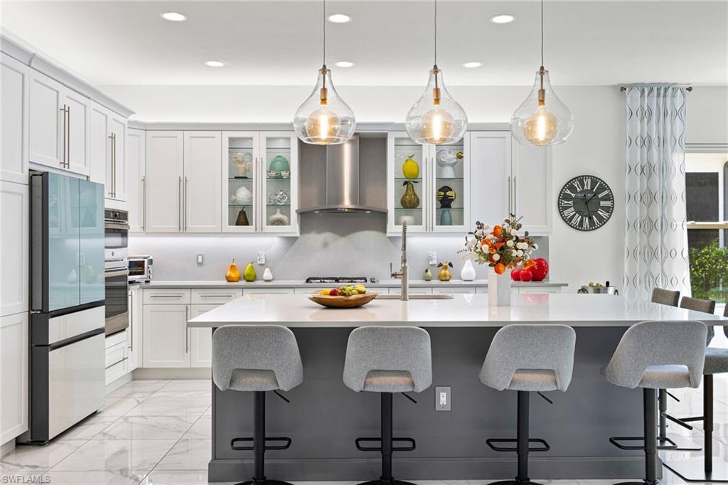 VALENCIA TRAILS - Residential