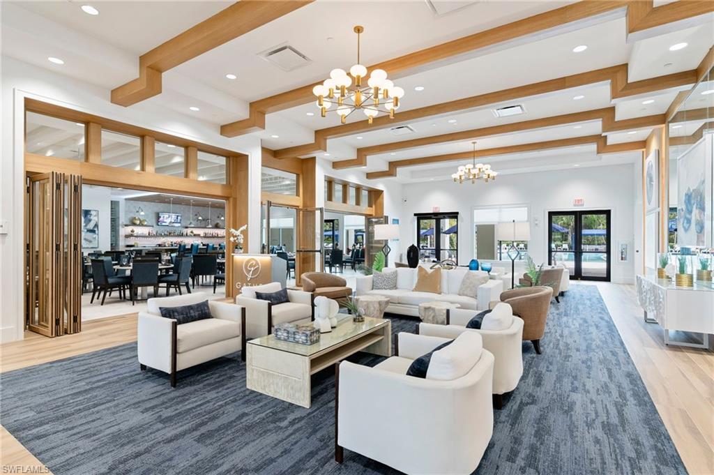 VALENCIA TRAILS - Residential