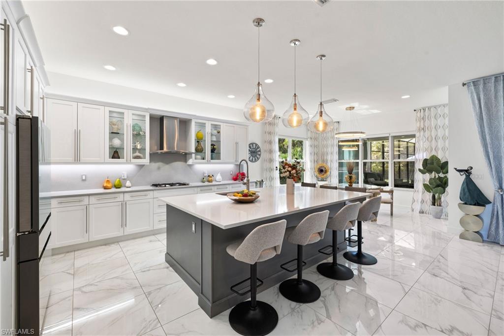 VALENCIA TRAILS - Residential