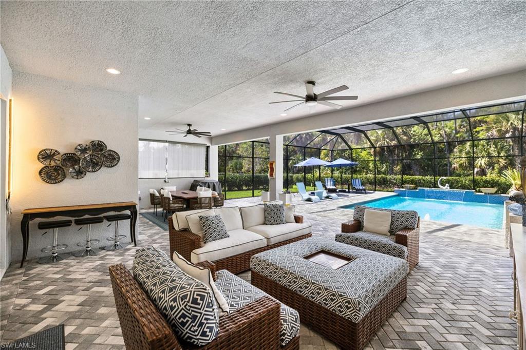 VALENCIA TRAILS - Residential