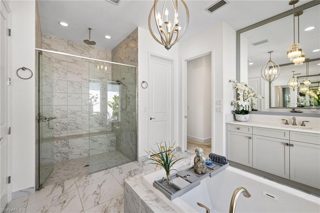 VALENCIA TRAILS - Residential