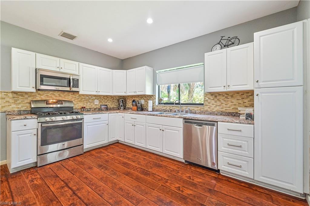 NORTH FORT MYERS PARK - Residential