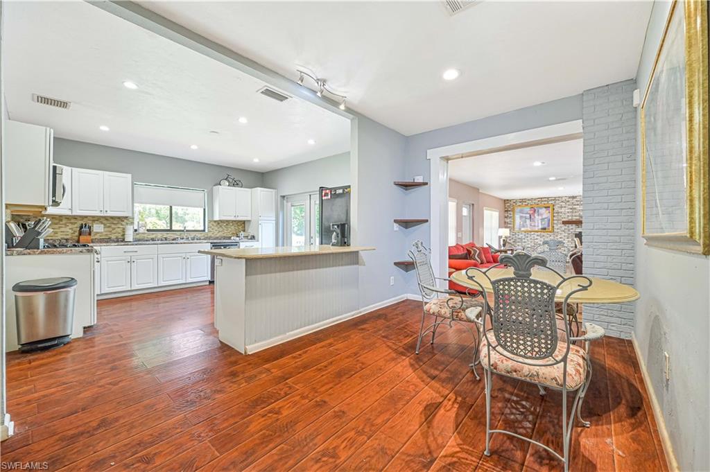 NORTH FORT MYERS PARK - Residential