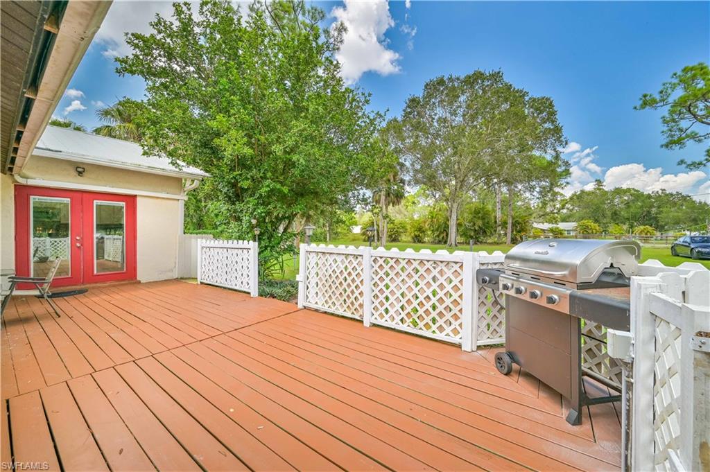 NORTH FORT MYERS PARK - Residential