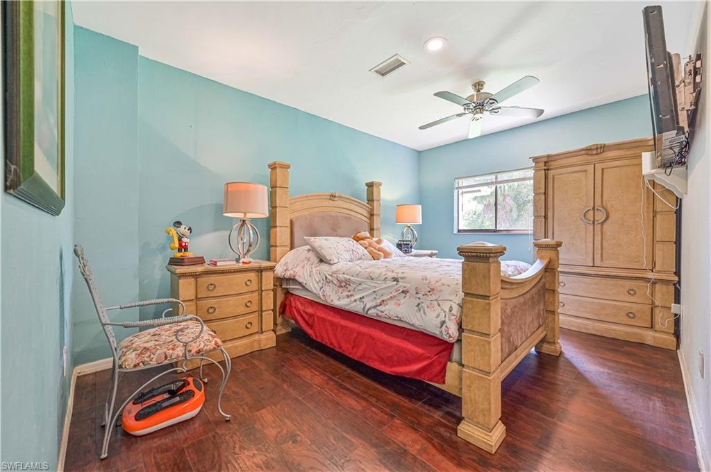 NORTH FORT MYERS PARK - Residential