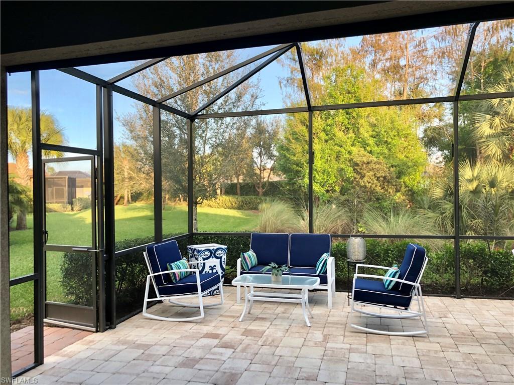 WINDING CYPRESS - Residential