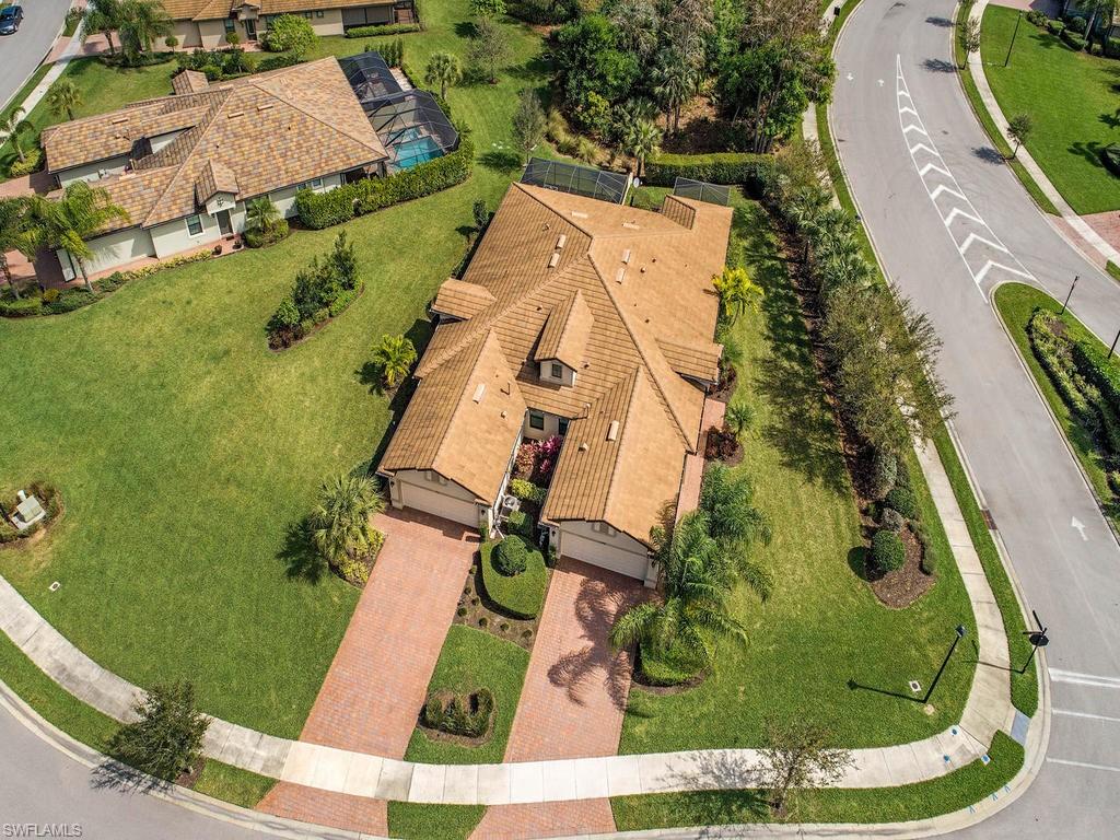 WINDING CYPRESS - Residential