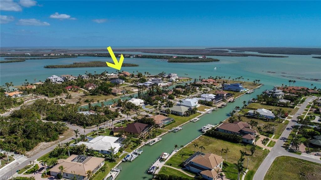 MARCO BEACH - Residential