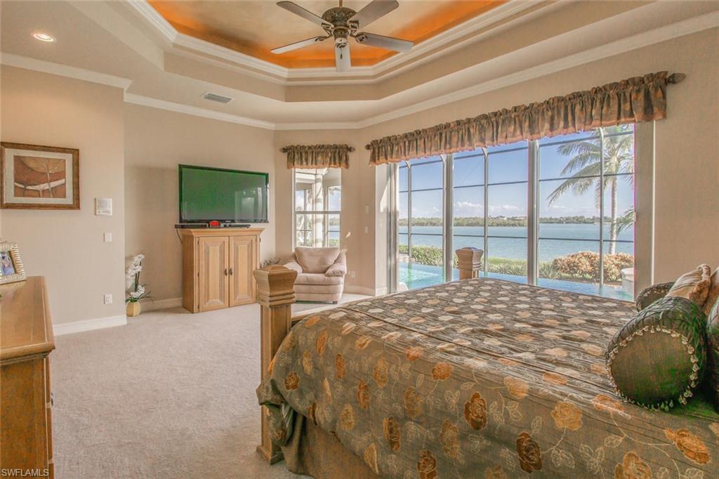 MARCO BEACH - Residential