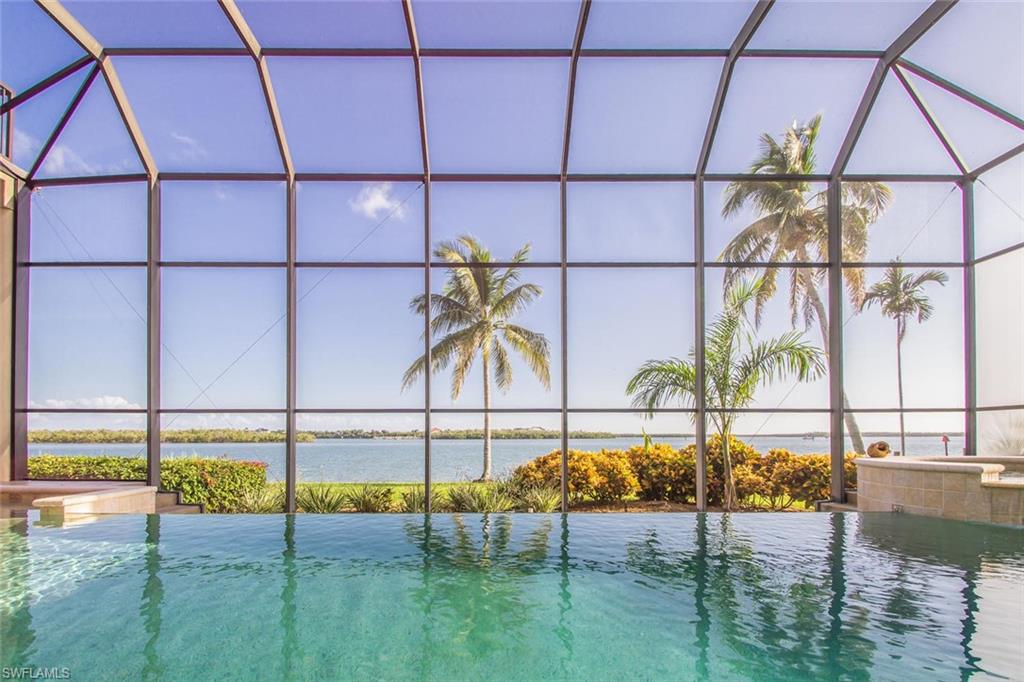 MARCO BEACH - Residential