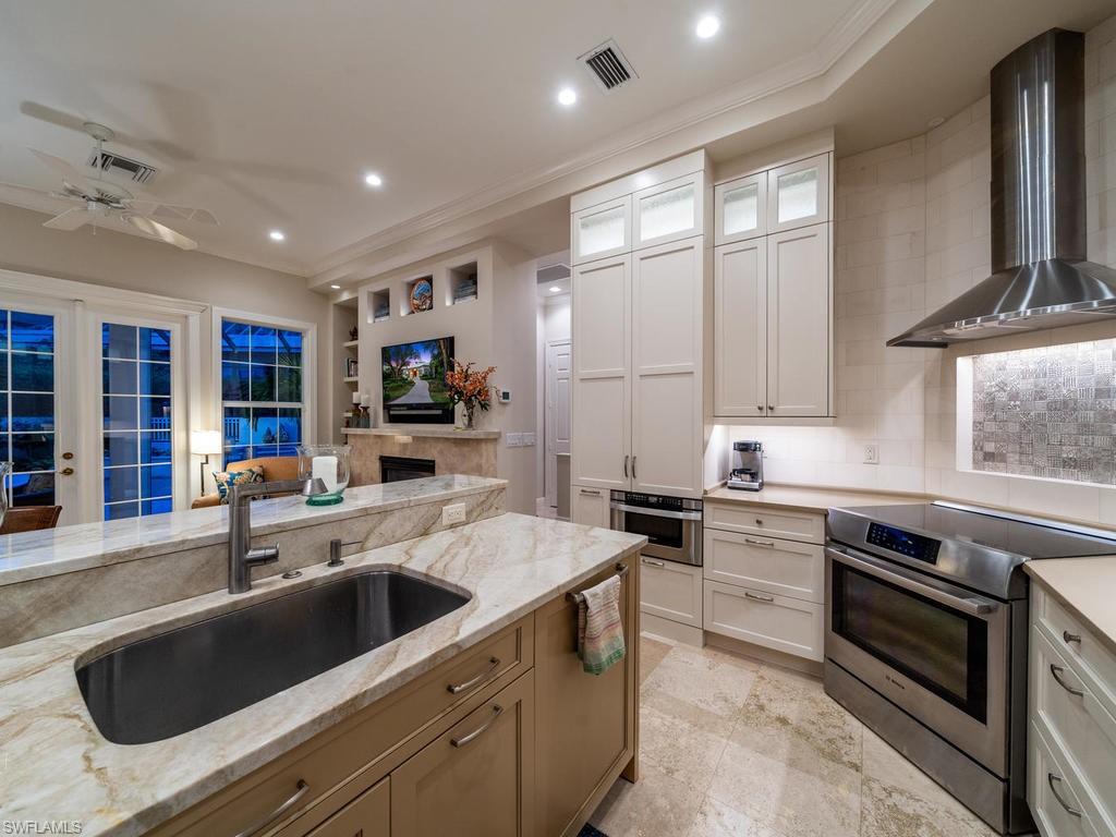 OLDE NAPLES - Residential