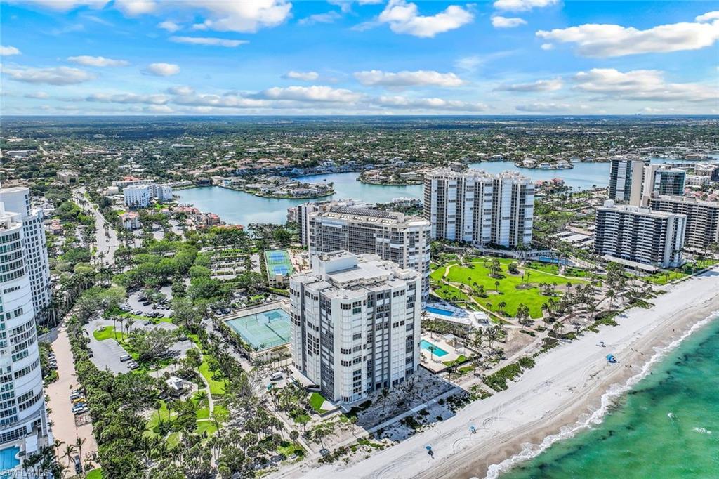 4051 Gulf Shore BLVD N PH105