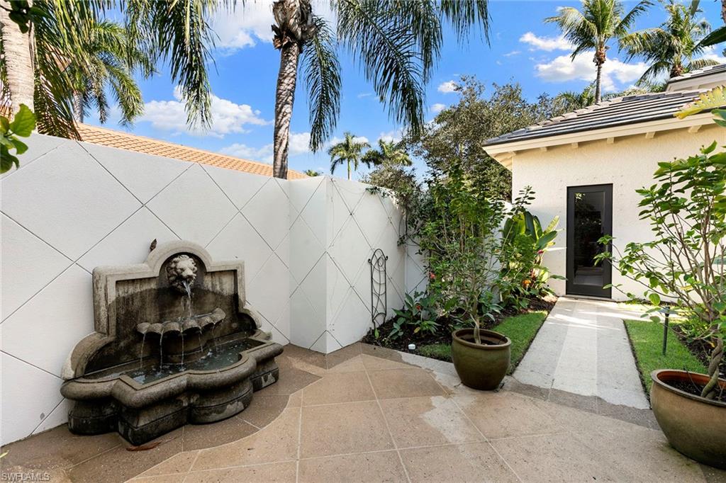 ESTATES AT BAY COLONY GOLF CLUB - Residential