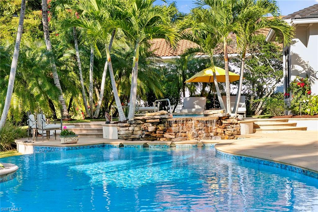 ESTATES AT BAY COLONY GOLF CLUB - Residential