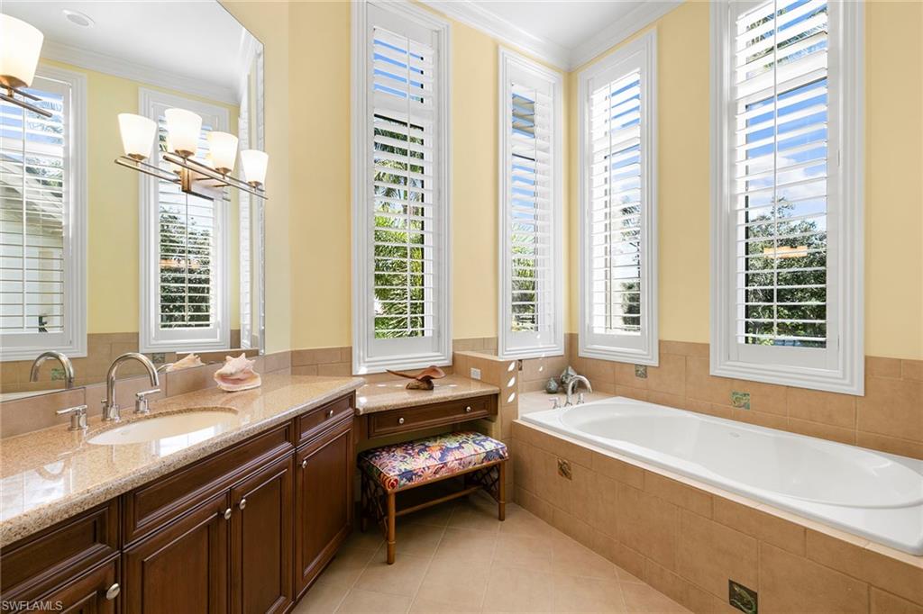 ESTATES AT BAY COLONY GOLF CLUB - Residential