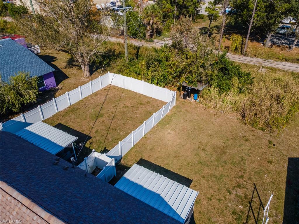 SAN CARLOS PARK - Residential