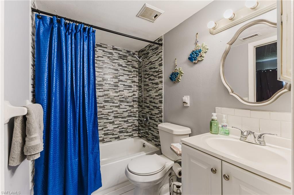 SAN CARLOS PARK - Residential